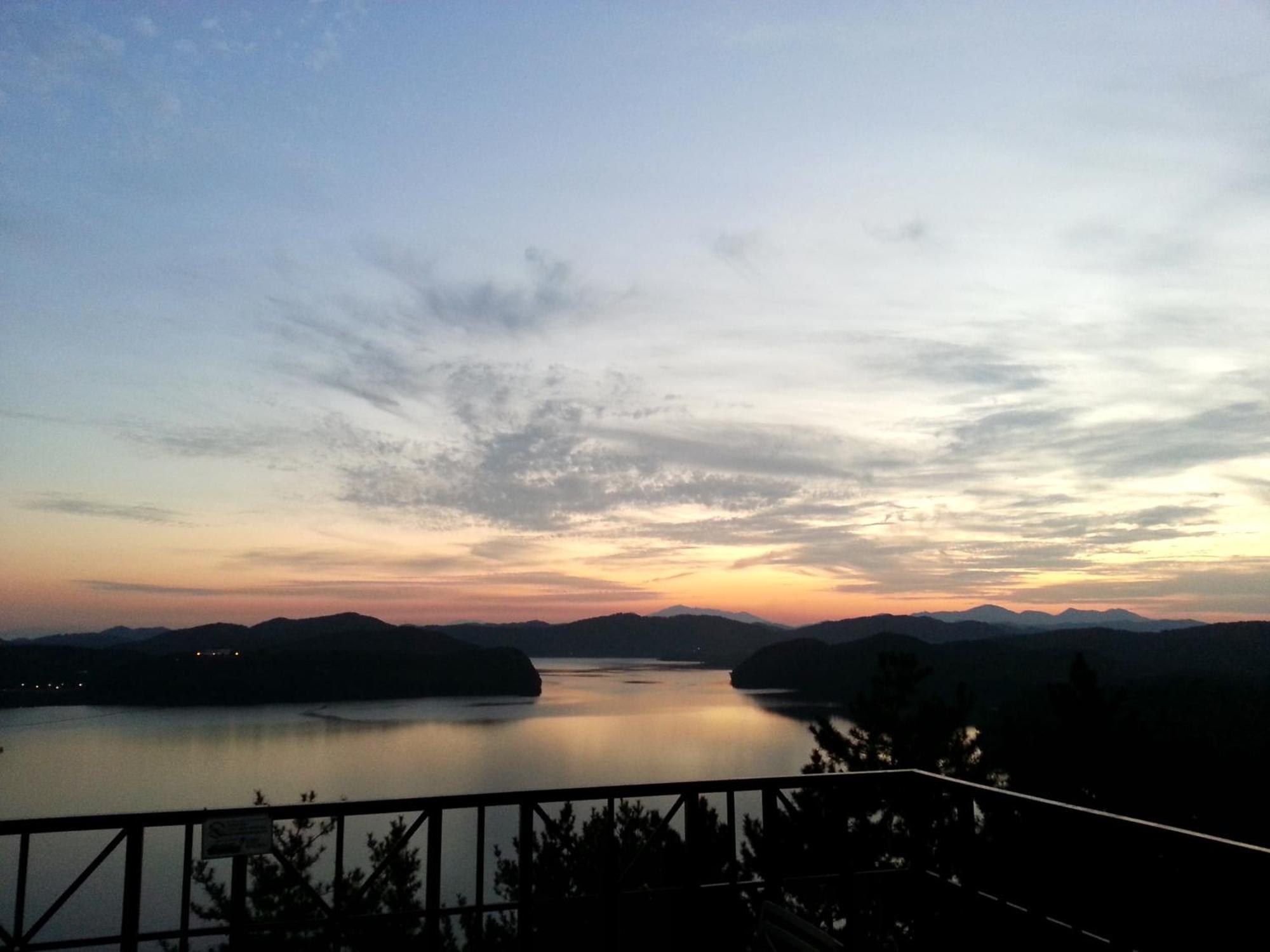 Asia Lakeside Hotel Jinju Εξωτερικό φωτογραφία